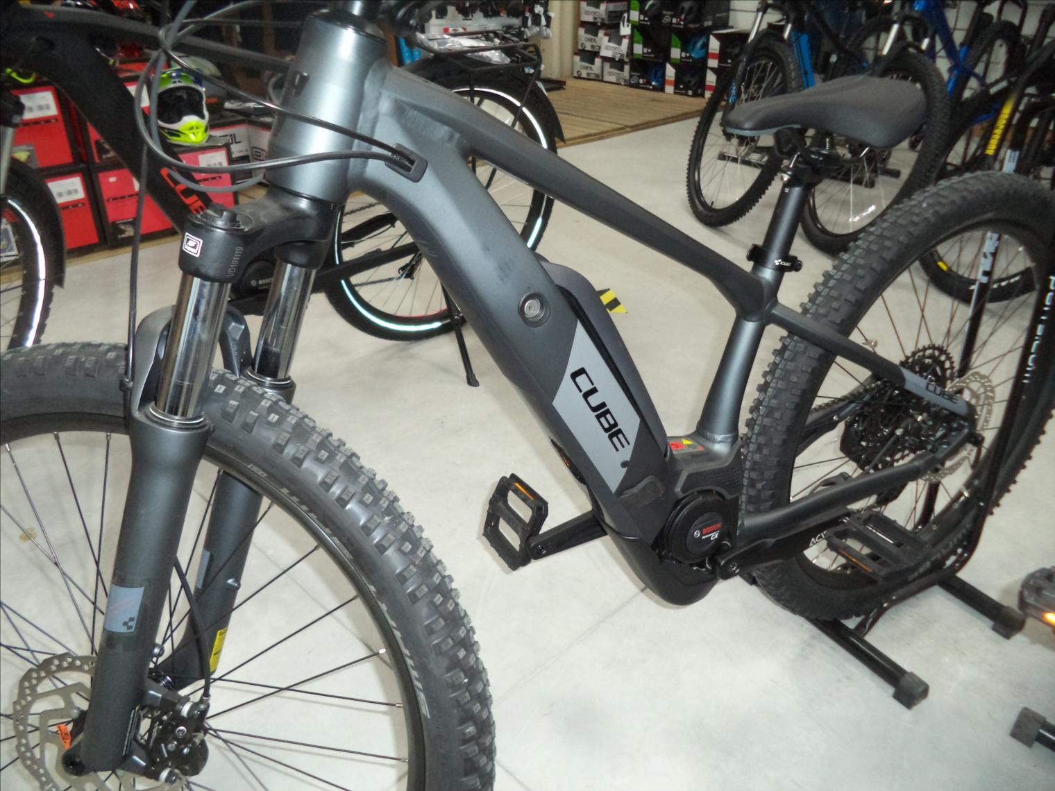 Magasin de vélos Juillan, Magasin de vélos Lourdes, Magasin de vélos Tarbes, Vélo Cube Juillan, Vélo Cube Lourdes, Vélo Cube Tarbes, Vélo electrique Juillan, Vélo electrique Lourdes, Vélo electrique Tarbes, Vélo Génésis Juillan, Vélo Génésis Lourdes, Vélo Génésis Tarbes, Vélo Specialized Juillan, Vélo Specialized Lourdes, Vélo Specialized Tarbes